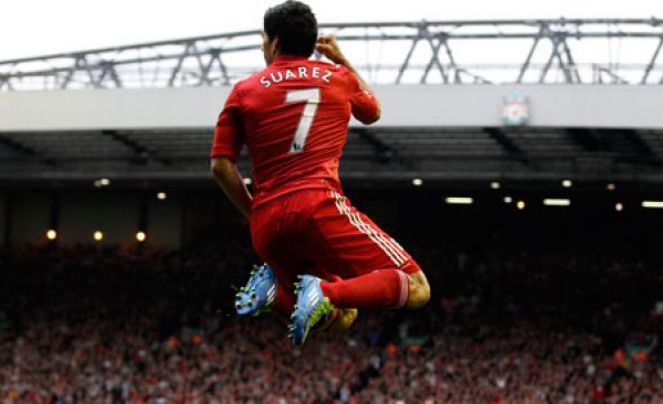 Luis Suarez offre la place de leader à Liverpool !