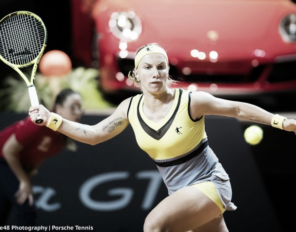 WTA Stuttgart: Svetlana Kuznetsova suffers huge scare against Kiki Bertens