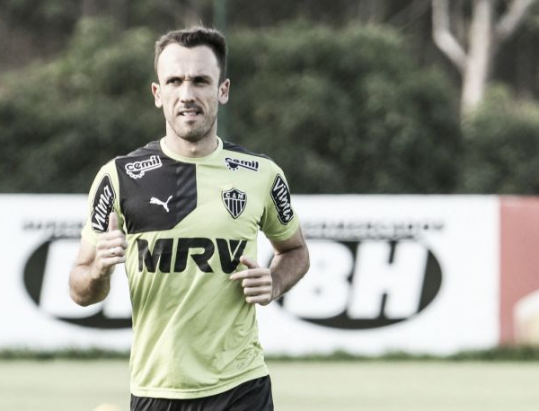 Thiago Ribeiro diz não temer disputa por vaga no Atlético-MG: "Estou preparado"