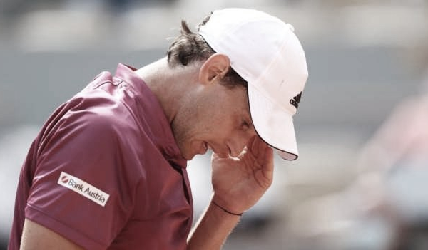 Thiem perde para Andújar e cai pela primeira vez na rodada de abertura em Roland Garros