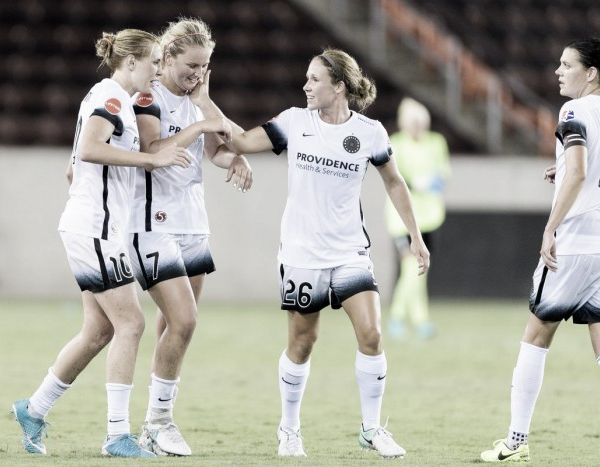 Houston Dash and the Portland Thorns tie after a Lindsey Horan stoppage time equalizer