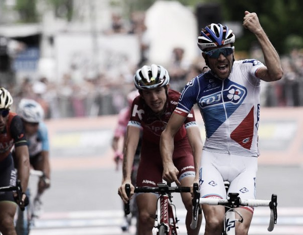 Giro d'Italia, Pinot vince ad Asiago. Quintana ancora in rosa, ma corsa nelle mani di Dumoulin
