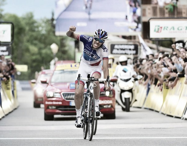 Giro del Delfinato, Pinot beffa Bardet a Meribel. Froome controlla e allunga in giallo