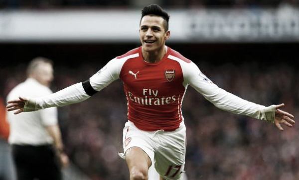 Sanchez scaccia i fantasmi dall'Emirates, Arsenal-Stoke finisce 3-0