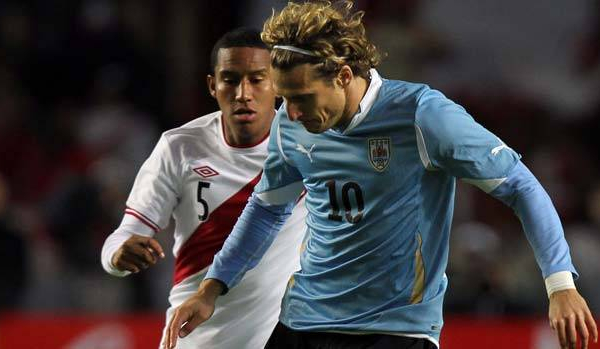 Uruguay recibe a Perú por la sexta fecha de eliminatorias Brasil 2014
