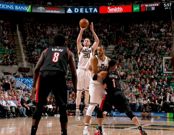 NBA - San Antonio batte i Grizzlies al supplementare, Jazz in scioltezza con Portland