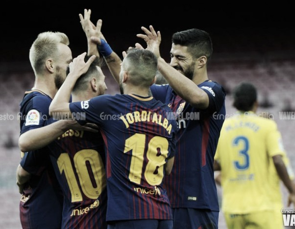 Com portões fechados, Messi marca duas vezes e Barcelona vence Las Palmas no Camp Nou