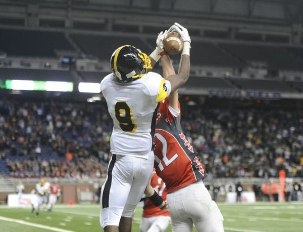 MHSAA Division 2 State Championship: Detroit Martin Luther King Defeats Lowell On Last Second Touchdown