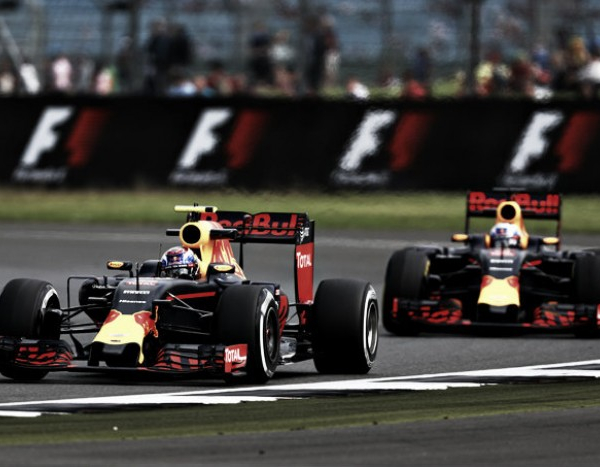 Formula 1, la Red Bull fatica a ingranare la marcia. Cosa sta architettando Newey?