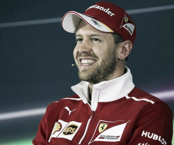 F1 - GP Cina, Vettel mette pressione alle Mercedes