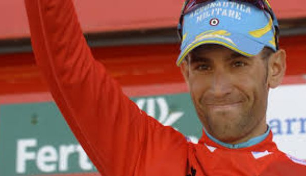 Squillo di Cancellara, Nibali torna in maglia rossa