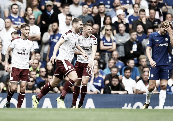 Premier League, avvio shock per il Chelsea: il Burnley espugna Stamford Bridge per 3-2