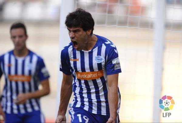 Deportivo Alavés 2013-2014: centrocampistas