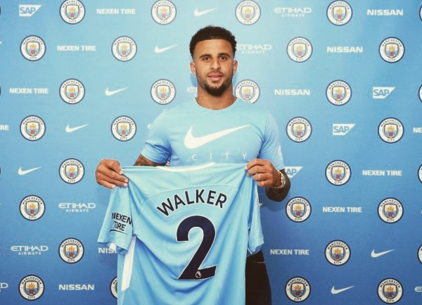 Manchester City - Ufficiale l'acquisto di Walker per 60 milioni