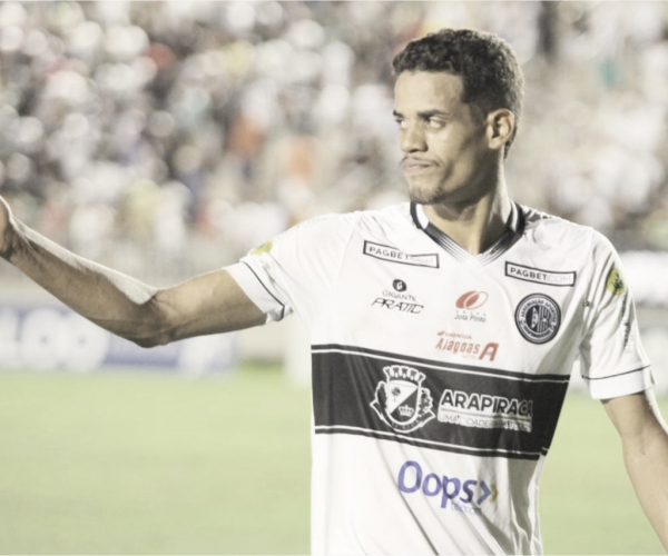 Wendel Nery comemora gol marcado e classificação do ASA às semifinais da Copa Alagoas