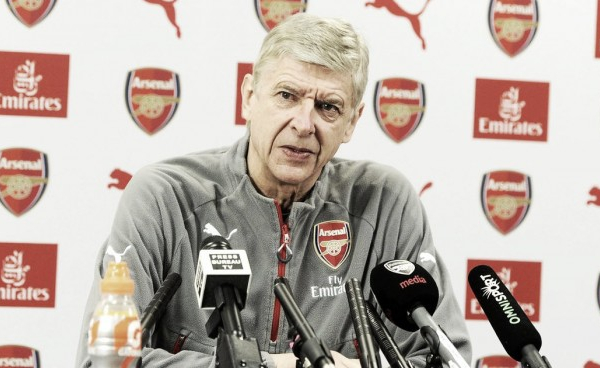 Tottenham-Arsenal, Wenger in conferenza: "Dobbiamo arrivare fra le prime quattro"
