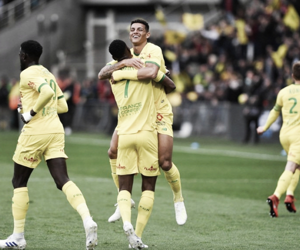 Festa adiada! Com gols de brasileiro, Nantes vence e adia título do PSG na Ligue 1
