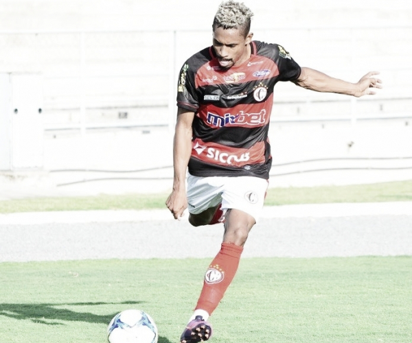 Destaque do Campinense no Paraibano, Neílson é o novo reforço do Botafogo-PB