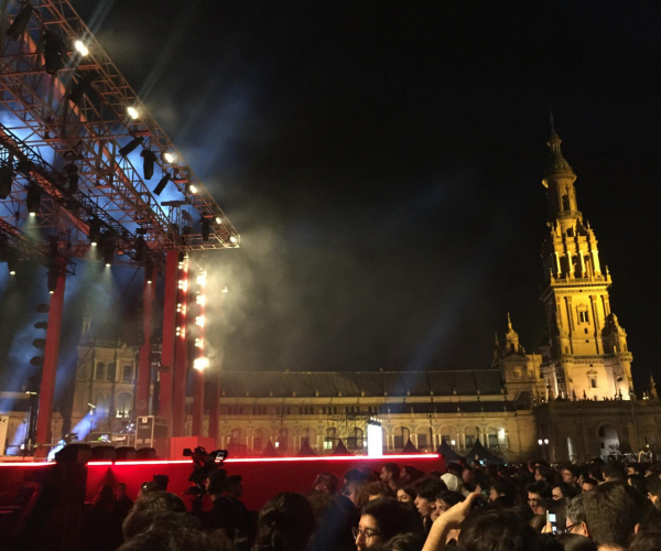 Green Day prende fuego a la Plaza de España de Sevilla