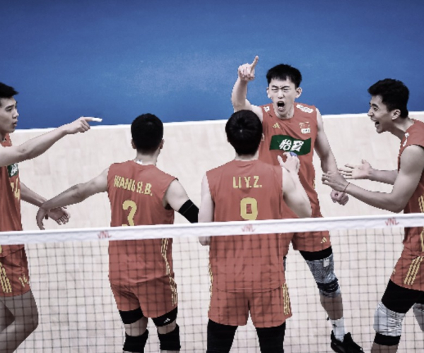 Pontos e melhores momentos China 1x3 Eslovênia