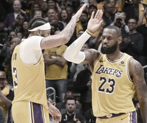 Pontos e melhores momentos Sacramento Kings 132-127 Los Angeles Lakers pela NBA