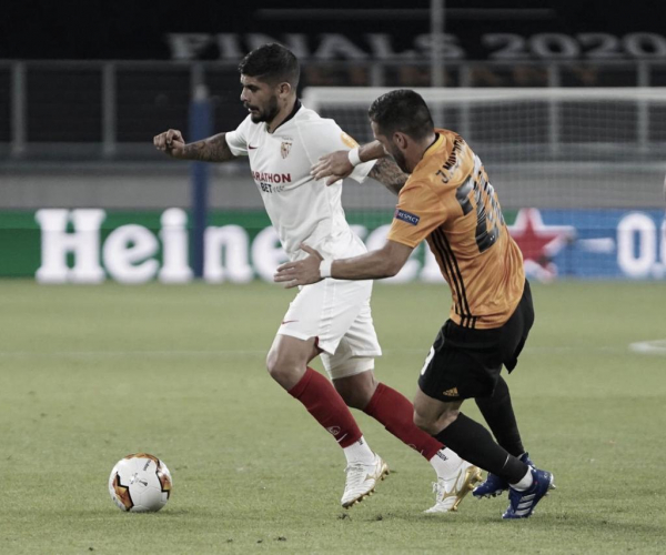 Ocampos marca no fim, Sevilla bate Wolves e garante vaga na semifinal da Europa League