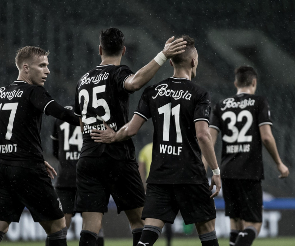 Borussia Mönchengladbach vence RB Leipzig e entra no G-4 da Bundesliga