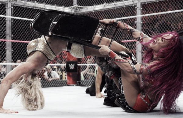 WWE 'Held-Back' Sasha Banks, Charlotte at Hell in a Cell?