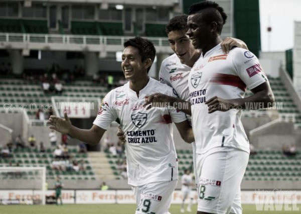 Fotos e imágenes del Zacatepec 5-2 Necaxa de la jornada cinco de la Copa MX
