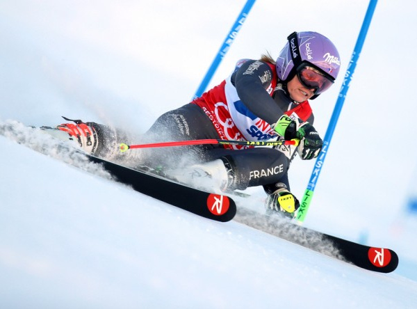 Sci Alpino, Sestriere - Gigante femminile, 2° manche: la Worley fa il bis, ancora podio per la Goggia