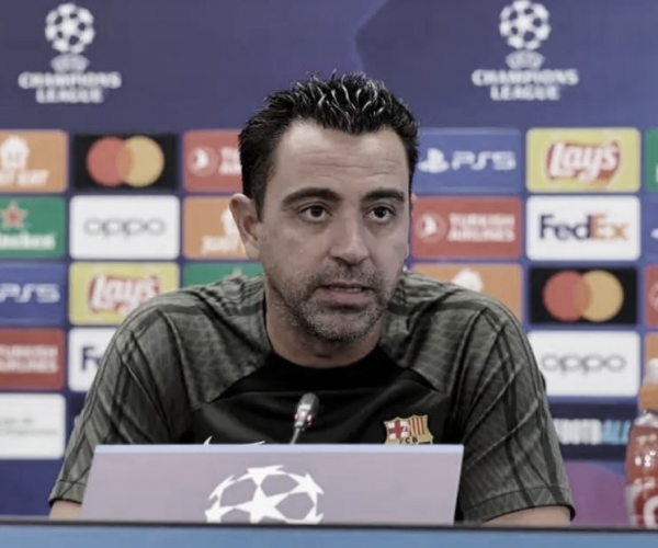 Xavi lamenta empate do Barcelona após abrir vantagem contra Napoli