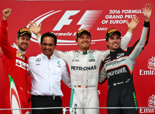 Nico Rosberg vence Baku e volta a abrir vantagem sobre Lewis Hamilton