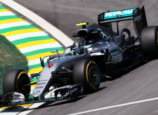 Rosberg lidera terceiro treino livre em Interlagos