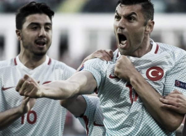 Yilmaz praises teammates as Turkey over power the Czech Republic