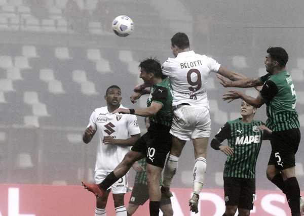 Em jogo com forte neblina, Sassuolo busca empate diante do Torino no fim e mantém invencibilidade