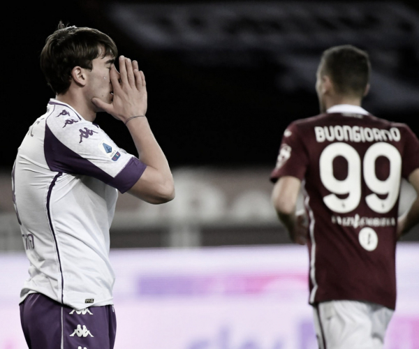 Com muita emoção, Torino e Fiorentina empatam em jogo de duas expulsões