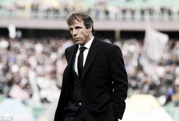 Gianfranco Zola è il nuovo allenatore dell'Al Arabi