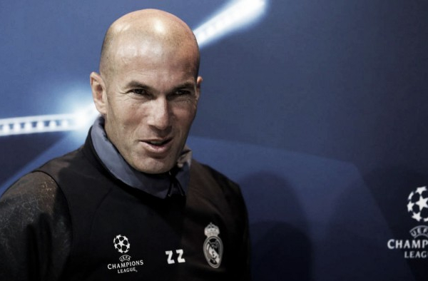 Champions League, Zidane: "Contro il Legia match diverso da quello di Siviglia. Felice per Isco"