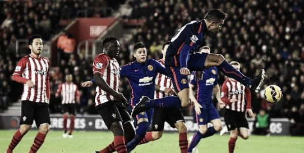 Van Persie si prende il Monday Night e lo United: 2-1 al Southampton