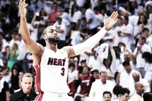 LeBron, Wade y los Heat no perdonan a los Bobcats