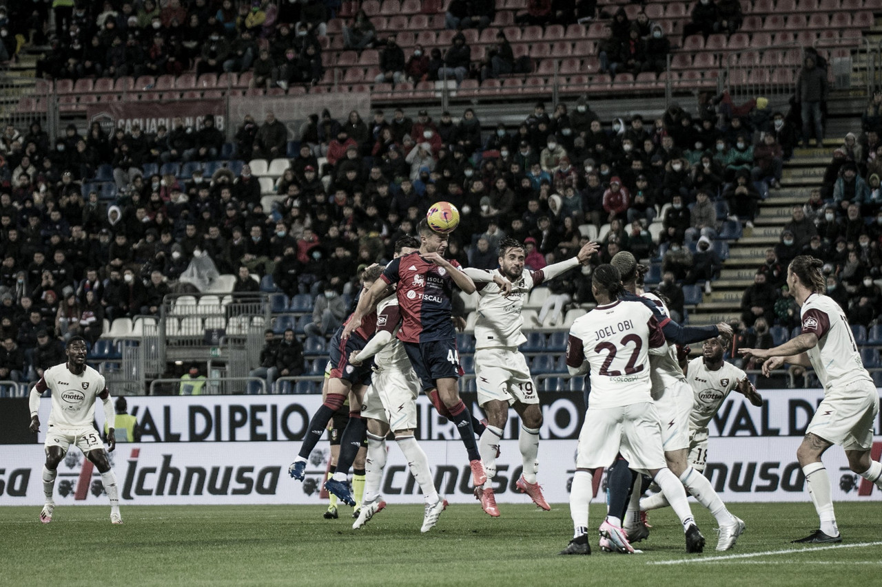 Lanternas da Serie A, Cagliari e Salernitana empatam no Unipol Domus
