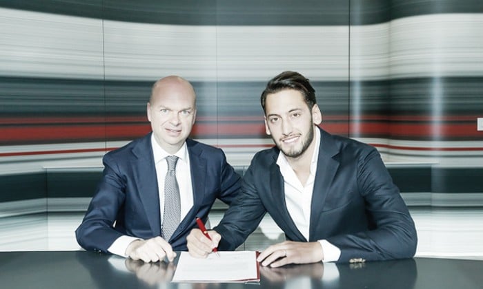 Milan, sesto botto a firma cinese. Ufficiale l'arrivo di Calhanoglu, contratto fino al 2021