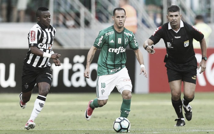 Victor pega pênalti, Atlético-MG arranca empate do Palmeiras e mantém tabu