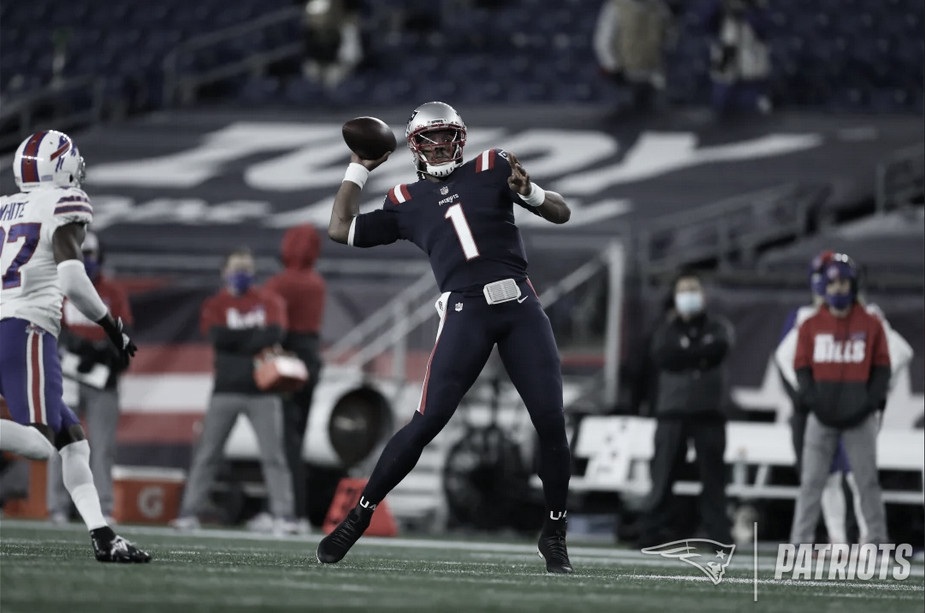 Mais uma chance: Cam Newton renova com os Patriots para 2021 Mais uma chance: Cam Newton renova com os Patriots para 2021