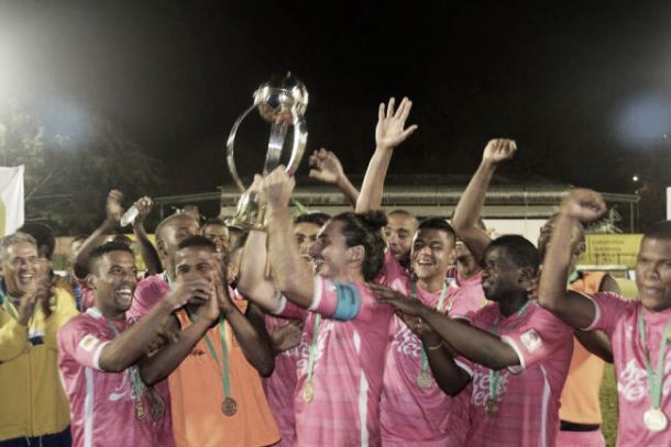 Atlético Bucaramanga campeón de la Copa Canal TRO 20 años