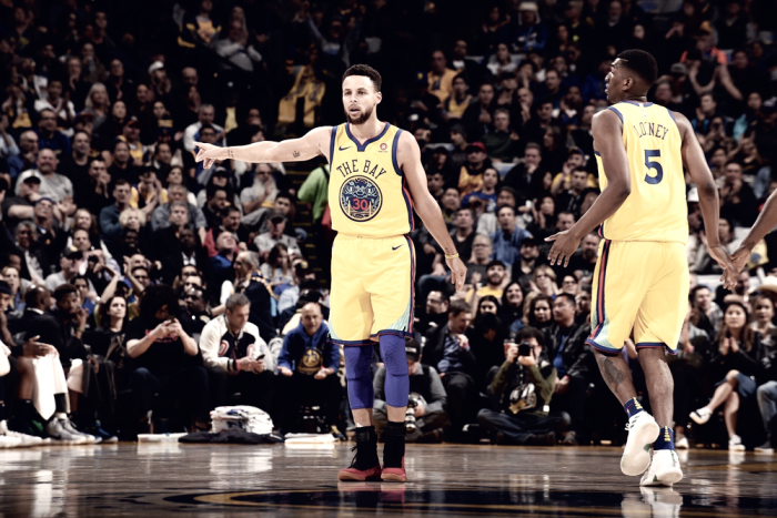 NBA – Curry stratosferico, Boston si inchina alla rimonta
dei Golden State Warriors