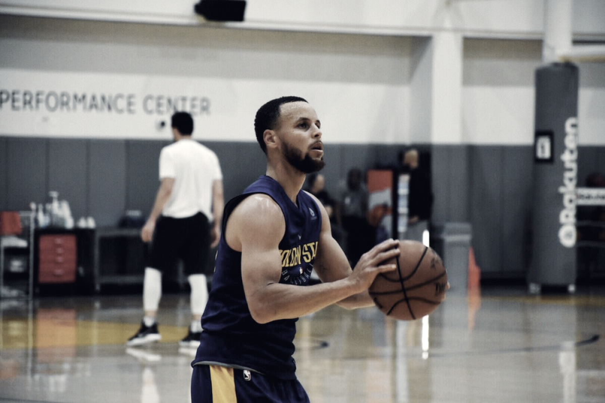 NBA Playoffs - Golden State ci spera: Curry "questionable" per gara 1
