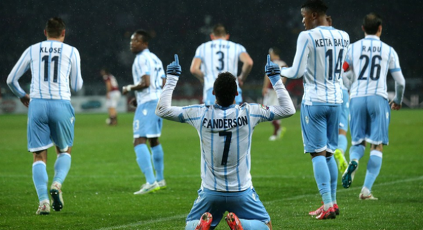 La magia de Felipe Anderson hace creerse a la Lazio su propio sueño