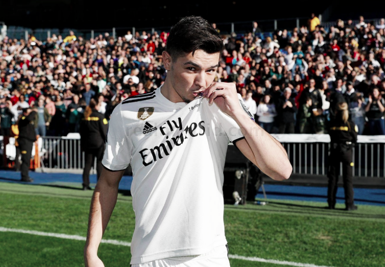 Brahim Díaz: "El tren del Real Madrid solo pasa una vez" Brahim Díaz: "El tren del Real Madrid solo pasa una vez"