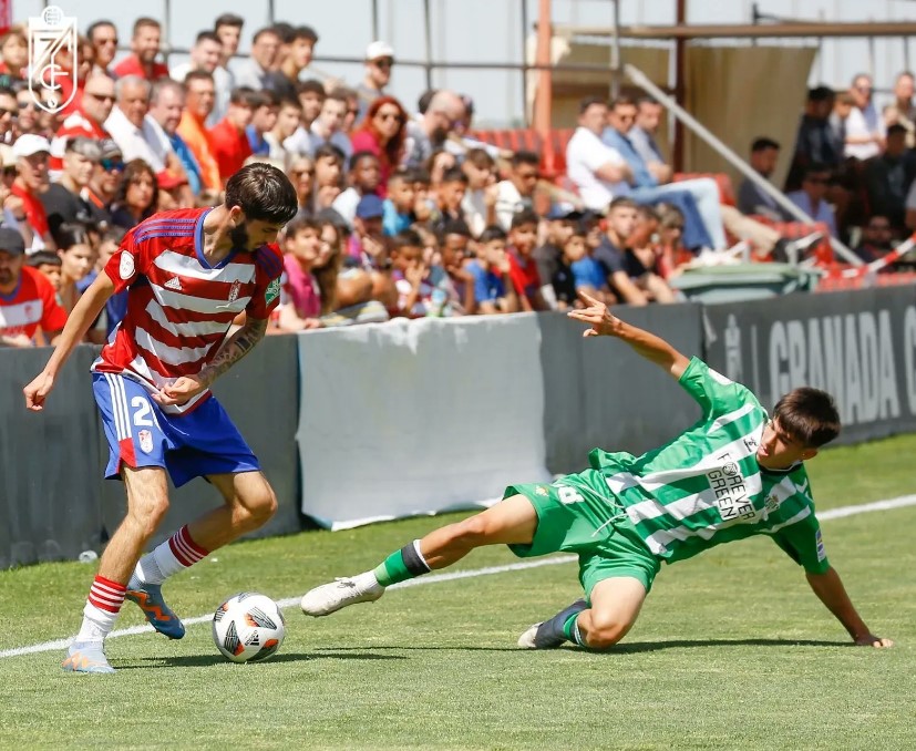 El Recreativo Granada jugará la final del playoff de ascenso ante el Real Avilés
